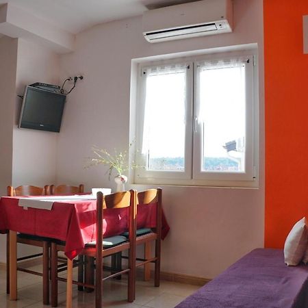 Apartmani Vesna Замбратія Екстер'єр фото