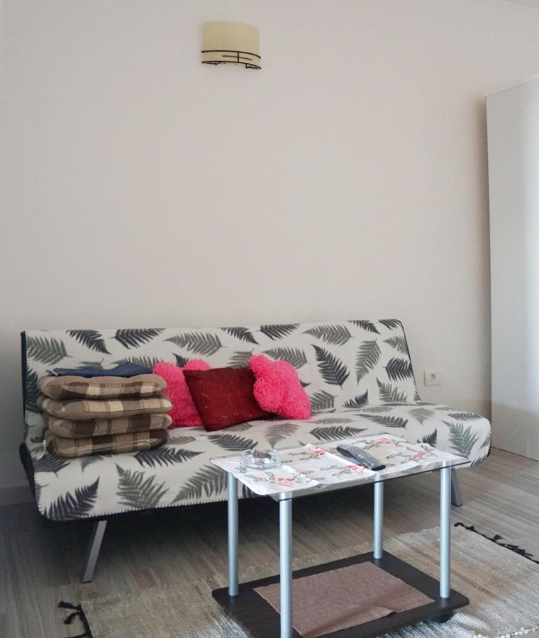 Apartmani Vesna Замбратія Екстер'єр фото