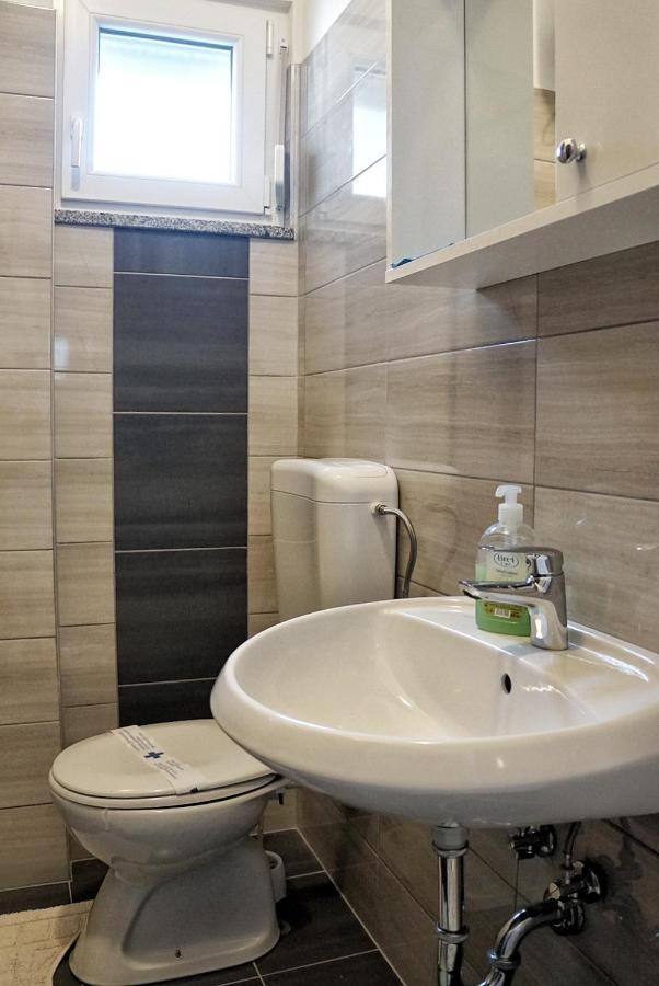 Apartmani Vesna Замбратія Екстер'єр фото