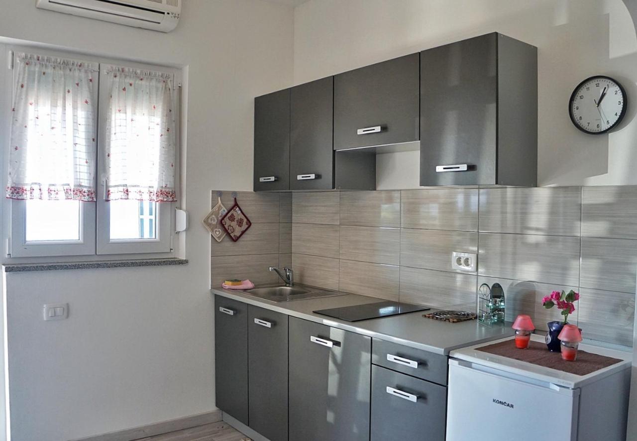 Apartmani Vesna Замбратія Екстер'єр фото